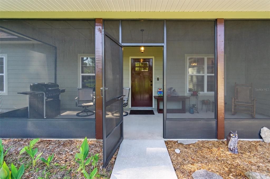 Activo con contrato: $344,000 (3 camas, 2 baños, 1740 Pies cuadrados)