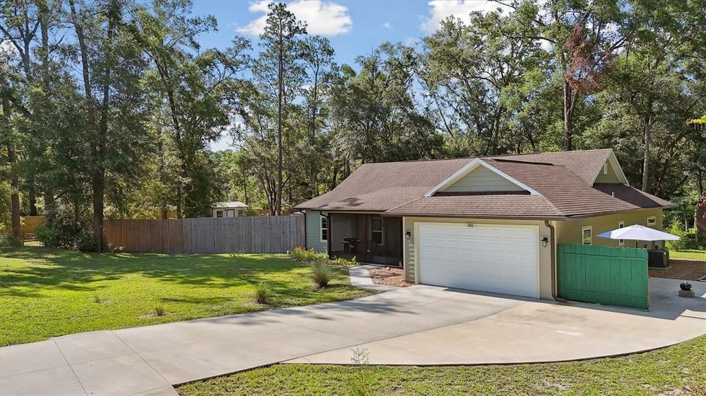 Activo con contrato: $344,000 (3 camas, 2 baños, 1740 Pies cuadrados)