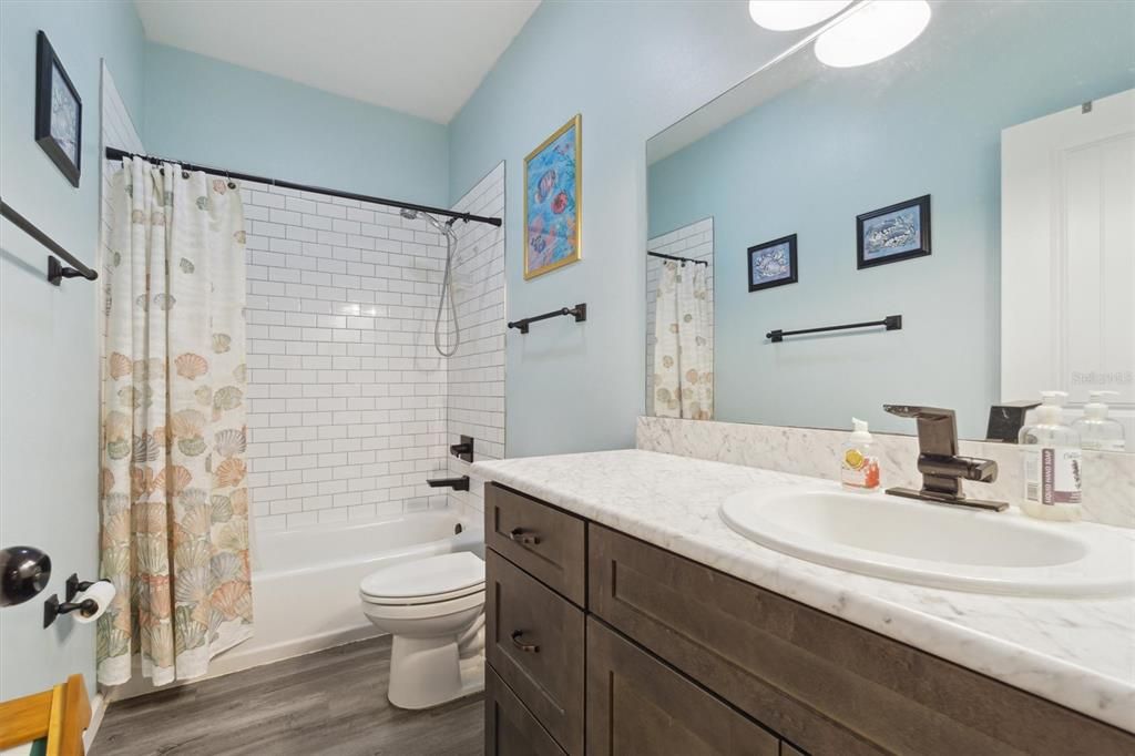 Activo con contrato: $344,000 (3 camas, 2 baños, 1740 Pies cuadrados)