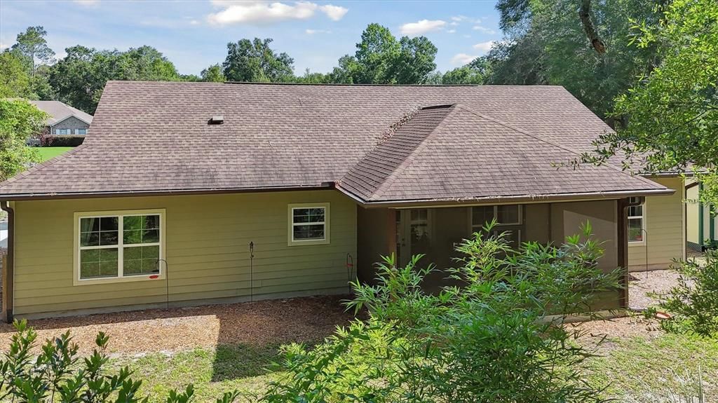 Activo con contrato: $344,000 (3 camas, 2 baños, 1740 Pies cuadrados)