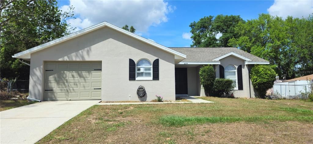 Недавно арендовано: $2,095 (3 спален, 2 ванн, 1296 Квадратных фут)