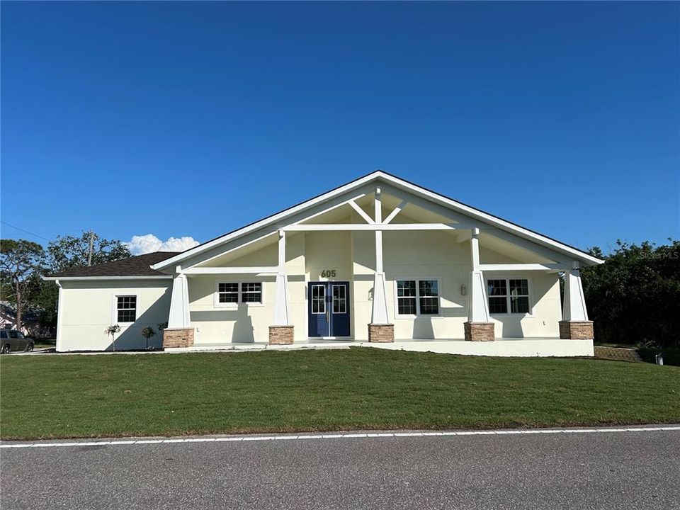 Vendido Recientemente: $715,575 (3 camas, 3 baños, 2327 Pies cuadrados)