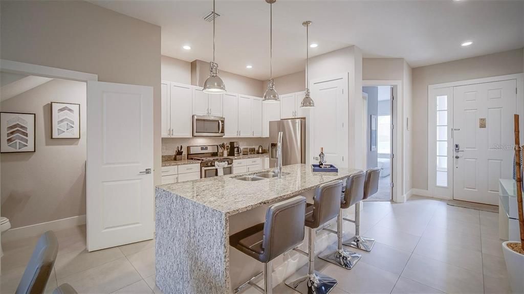 For Sale: $489,900 (4 beds, 4 baths, 1804 Square Feet)