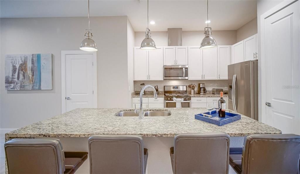 For Sale: $489,900 (4 beds, 4 baths, 1804 Square Feet)