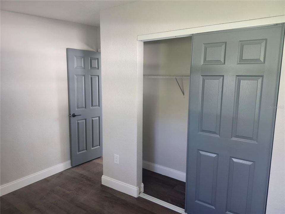 For Sale: $265,000 (3 beds, 1 baths, 816 Square Feet)