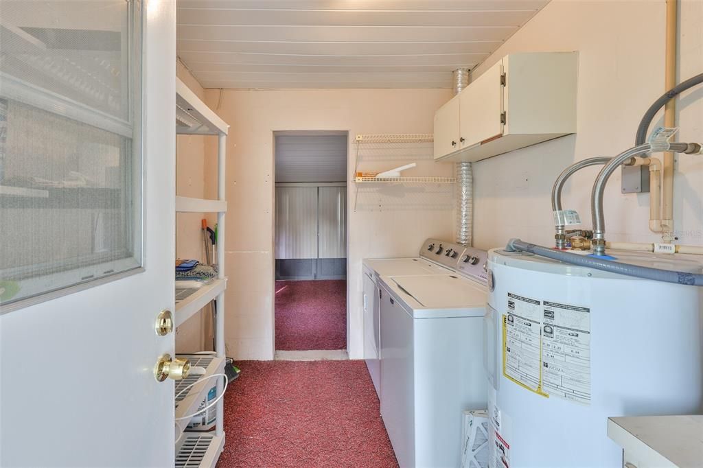 Active With Contract: $145,900 (2 beds, 2 baths, 1100 Square Feet)