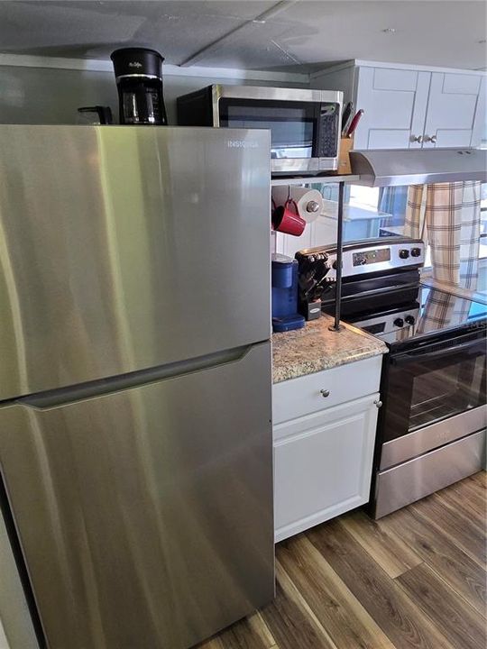 На продажу: $199,000 (1 спален, 1 ванн, 376 Квадратных фут)