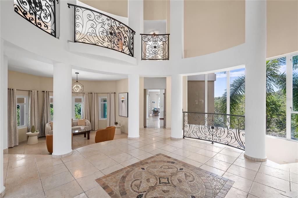 For Sale: $3,200,000 (5 beds, 3 baths, 6000 Square Feet)