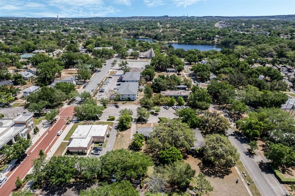 Под контрактом: $699,900 (0 спален, 0 ванн, 1192 Квадратных фут)