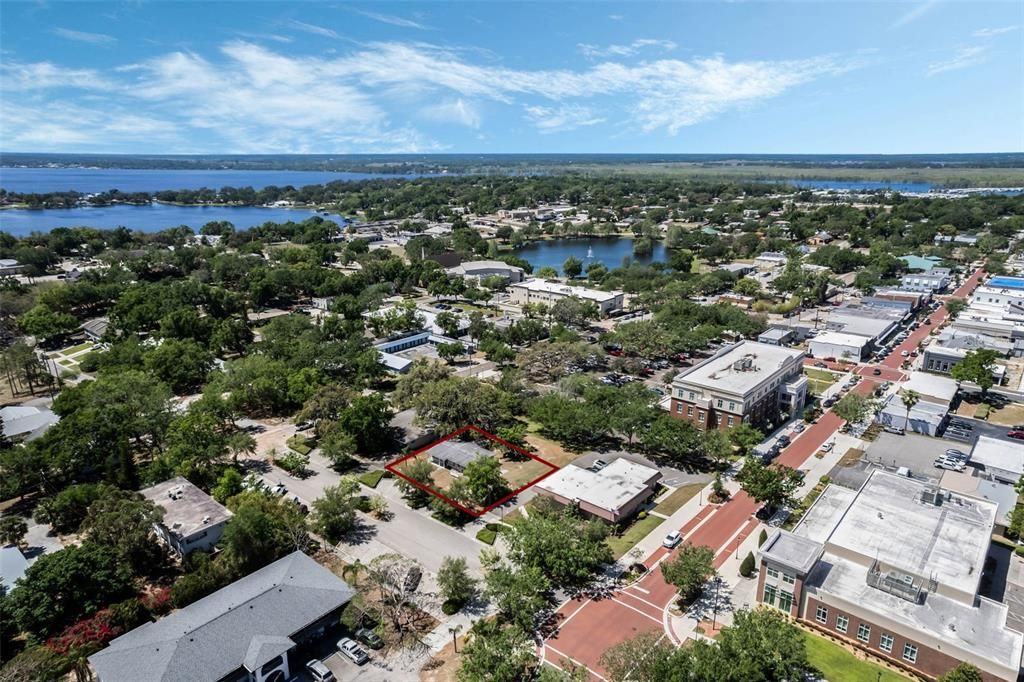 Под контрактом: $699,900 (0 спален, 0 ванн, 1192 Квадратных фут)