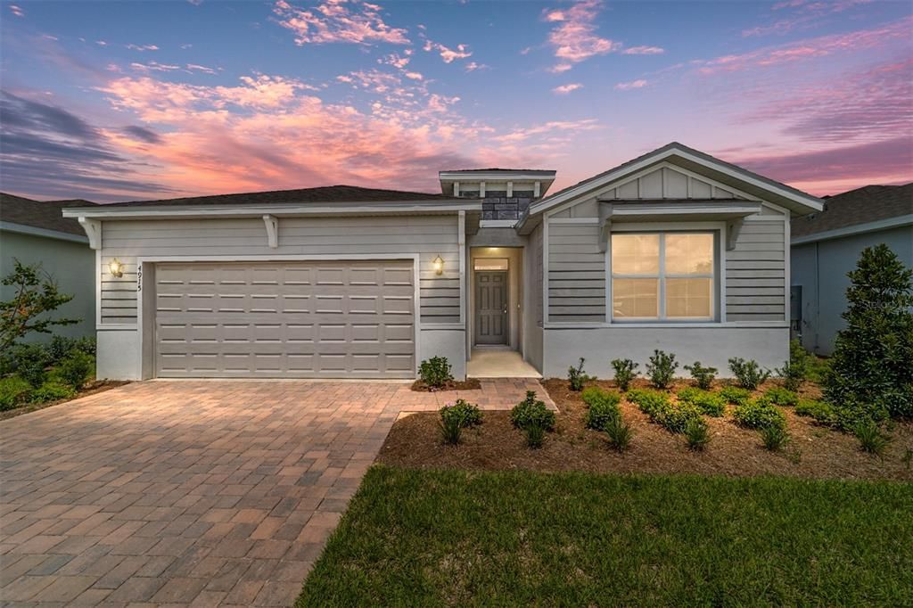 Recently Rented: $2,800 (4 beds, 2 baths, 2034 Square Feet)