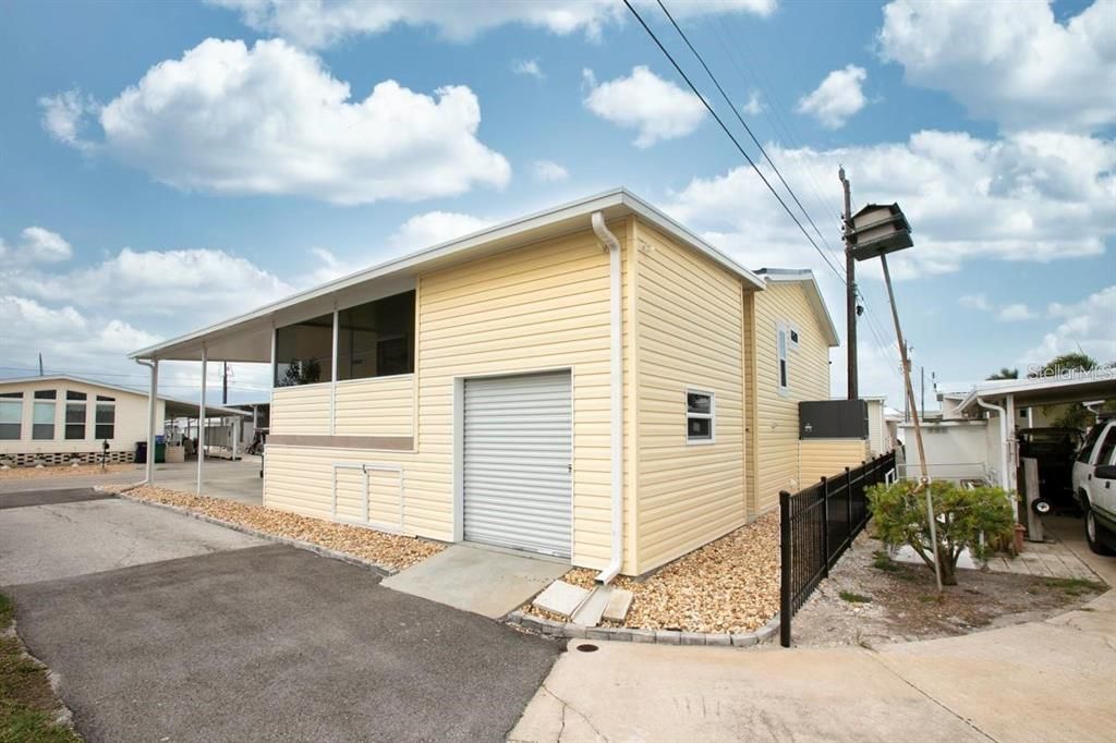 For Sale: $339,900 (3 beds, 2 baths, 1400 Square Feet)