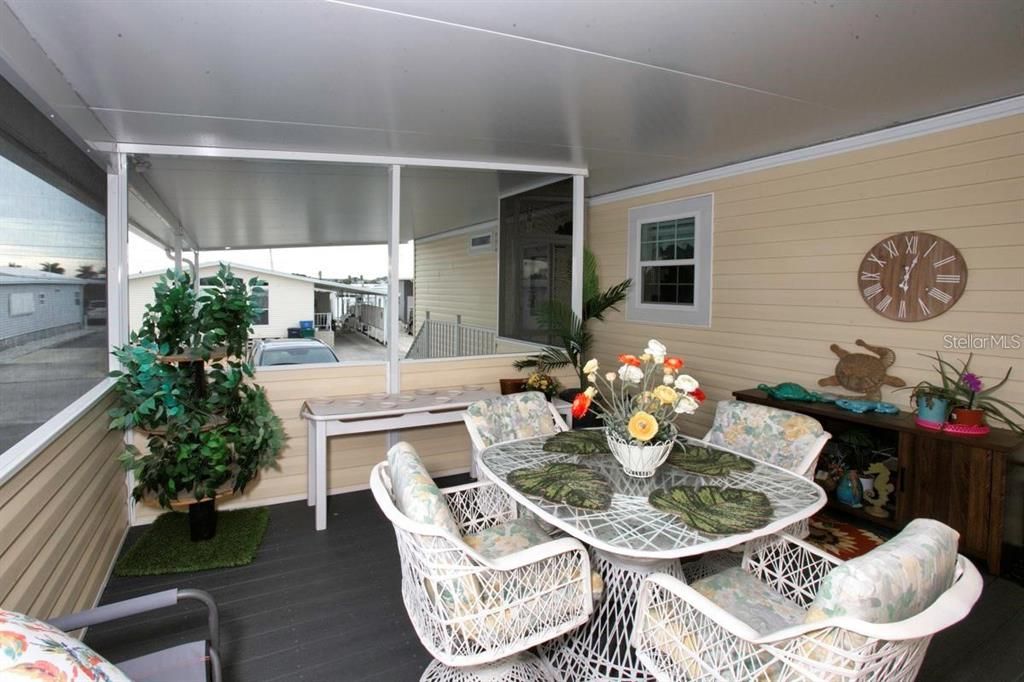 For Sale: $339,900 (3 beds, 2 baths, 1400 Square Feet)