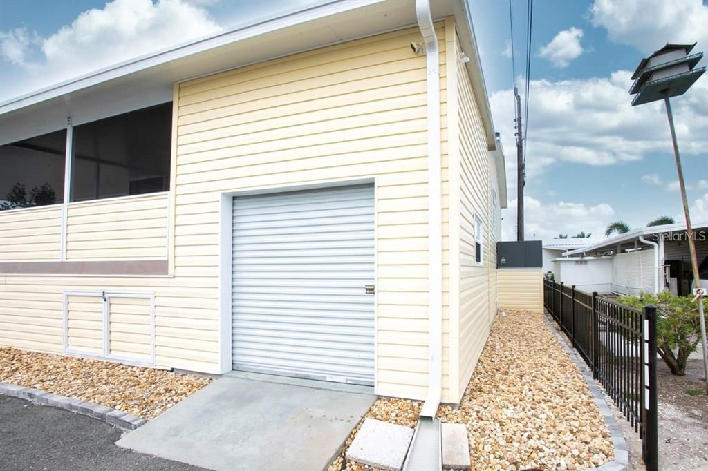 For Sale: $339,900 (3 beds, 2 baths, 1400 Square Feet)