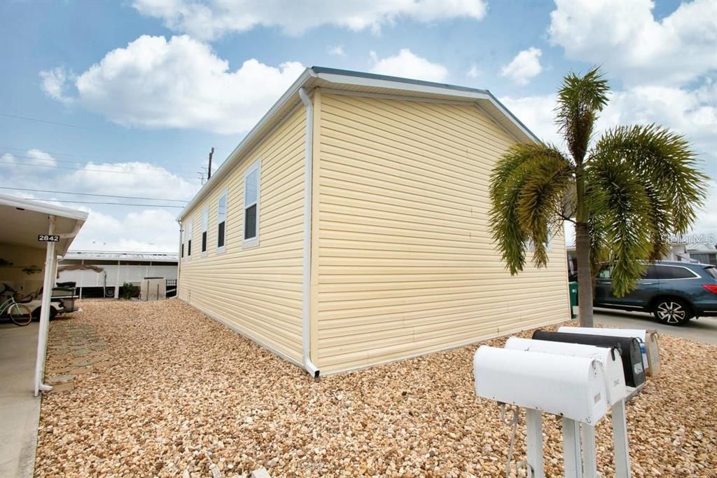 For Sale: $339,900 (3 beds, 2 baths, 1400 Square Feet)