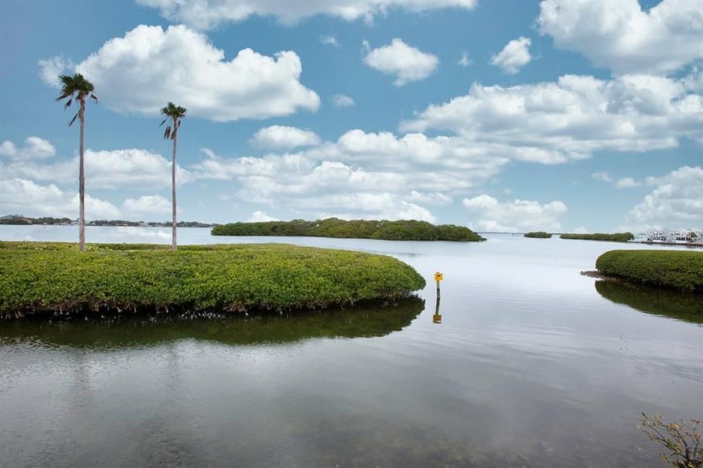 For Sale: $339,900 (3 beds, 2 baths, 1400 Square Feet)