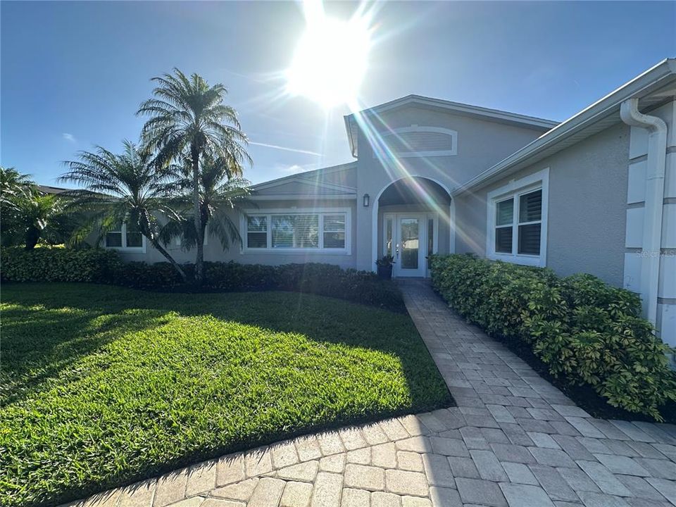 最近售出: $850,000 (4 贝兹, 2 浴室, 2279 平方英尺)