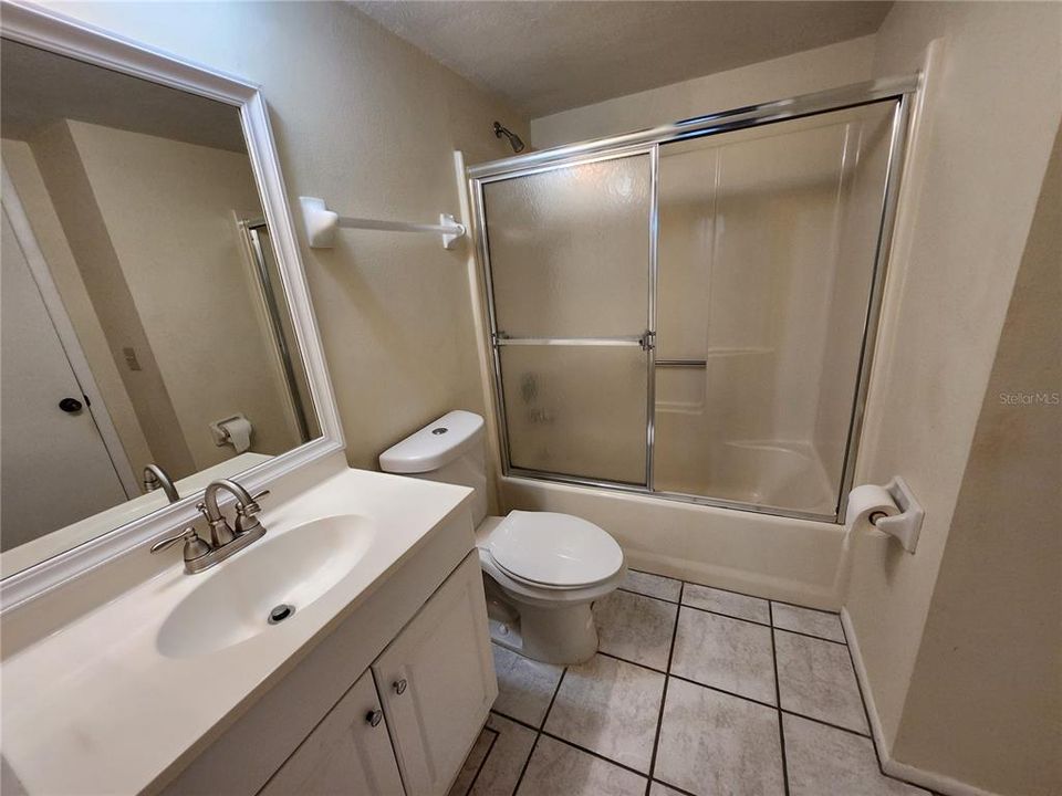 Active With Contract: $99,800 (2 beds, 2 baths, 1092 Square Feet)