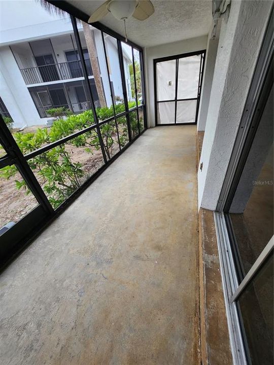 Active With Contract: $99,800 (2 beds, 2 baths, 1092 Square Feet)