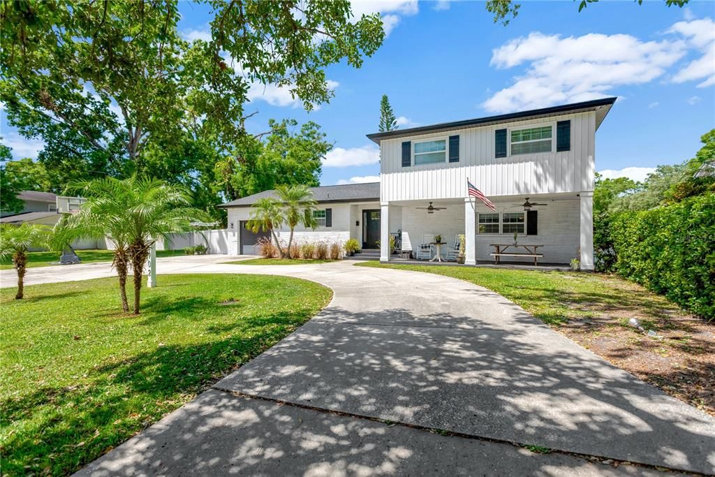 最近售出: $719,000 (3 贝兹, 2 浴室, 2010 平方英尺)