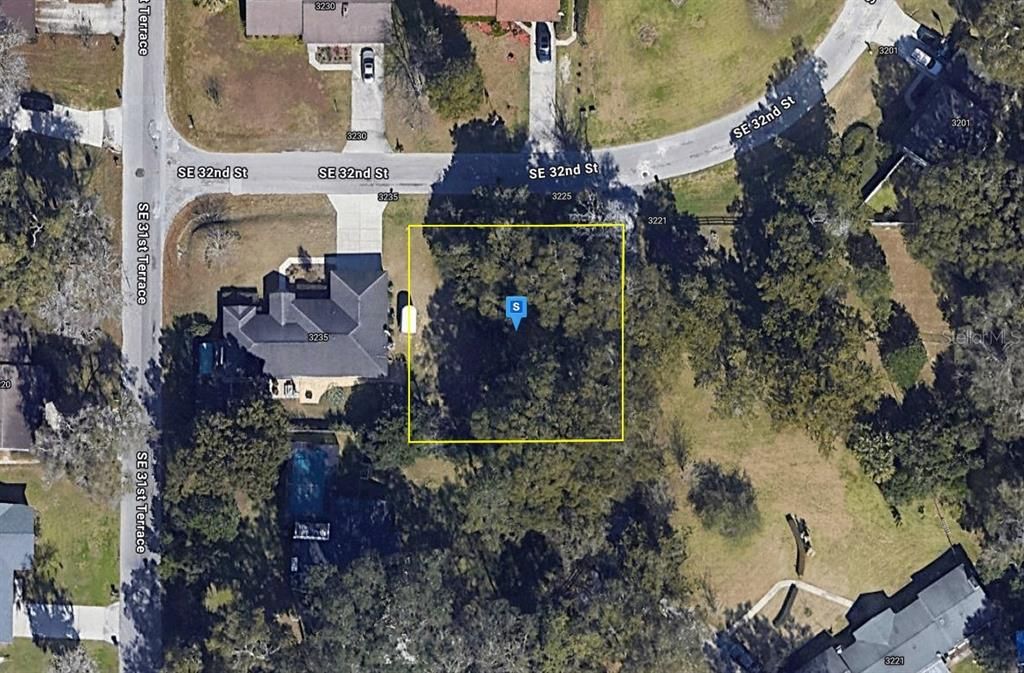 Недавно продано: $51,999 (0.24 acres)