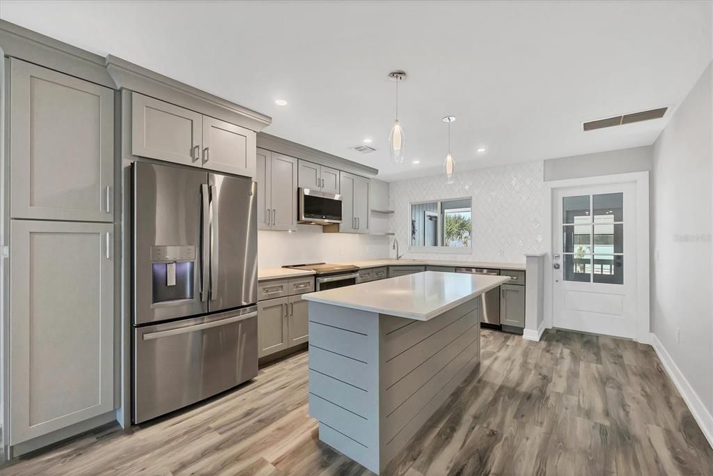 待售: $1,495,000 (3 贝兹, 3 浴室, 1682 平方英尺)