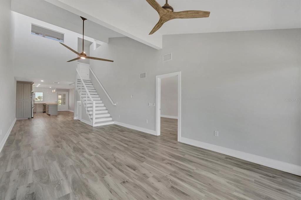 待售: $1,495,000 (3 贝兹, 3 浴室, 1682 平方英尺)