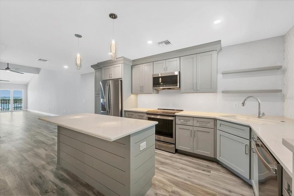 待售: $1,495,000 (3 贝兹, 3 浴室, 1682 平方英尺)