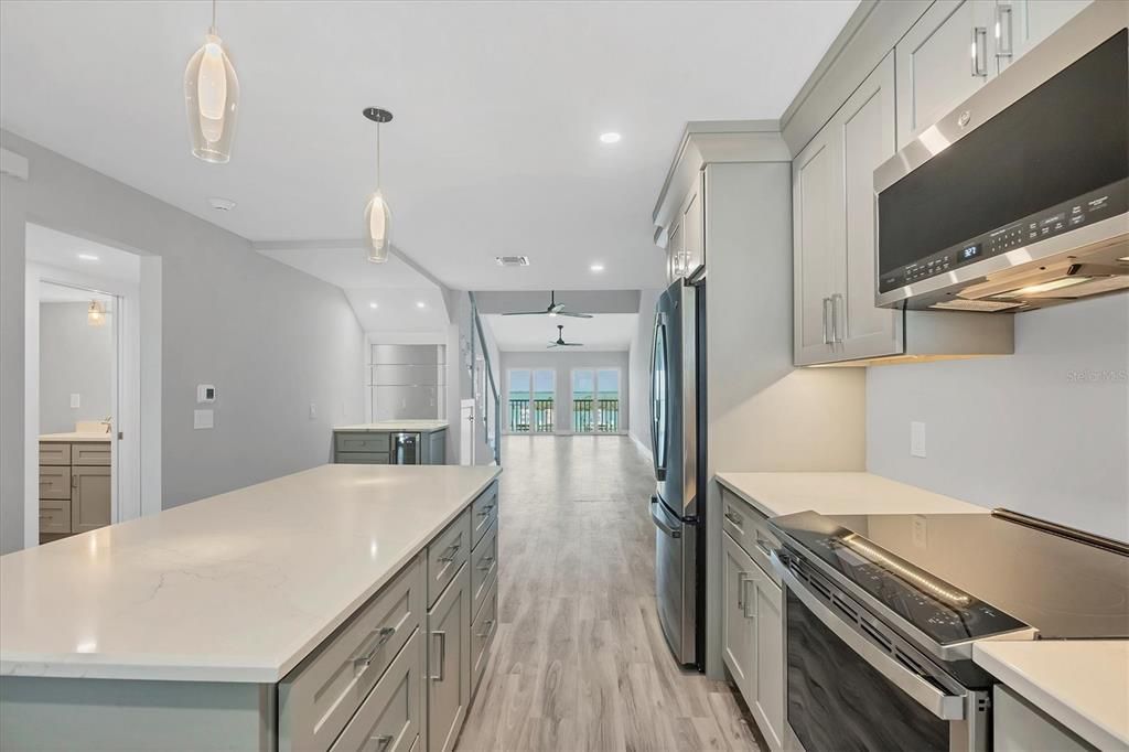 待售: $1,495,000 (3 贝兹, 3 浴室, 1682 平方英尺)