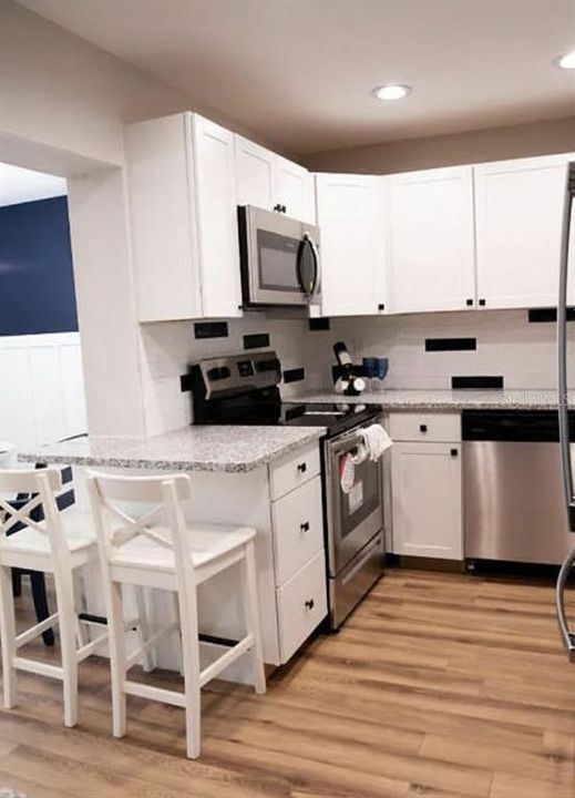 For Rent: $1,650 (2 beds, 1 baths, 1128 Square Feet)