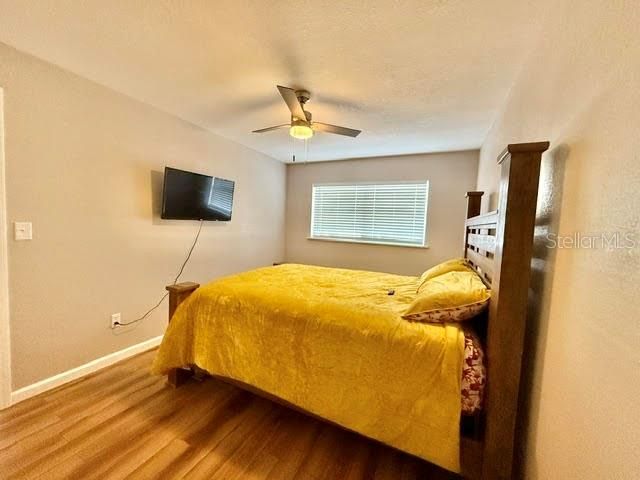 For Rent: $1,650 (2 beds, 1 baths, 1128 Square Feet)
