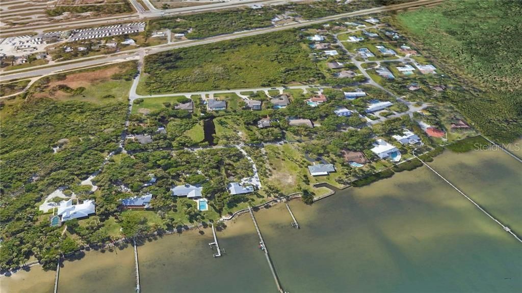 待售: $695,000 (8.48 acres)