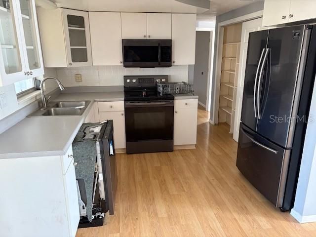 Activo con contrato: $170,000 (2 camas, 2 baños, 1084 Pies cuadrados)