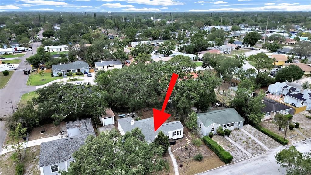 Active With Contract: $335,000 (3 beds, 1 baths, 1390 Square Feet)