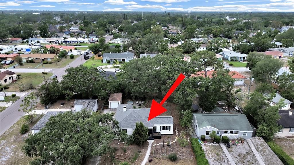 Active With Contract: $335,000 (3 beds, 1 baths, 1390 Square Feet)