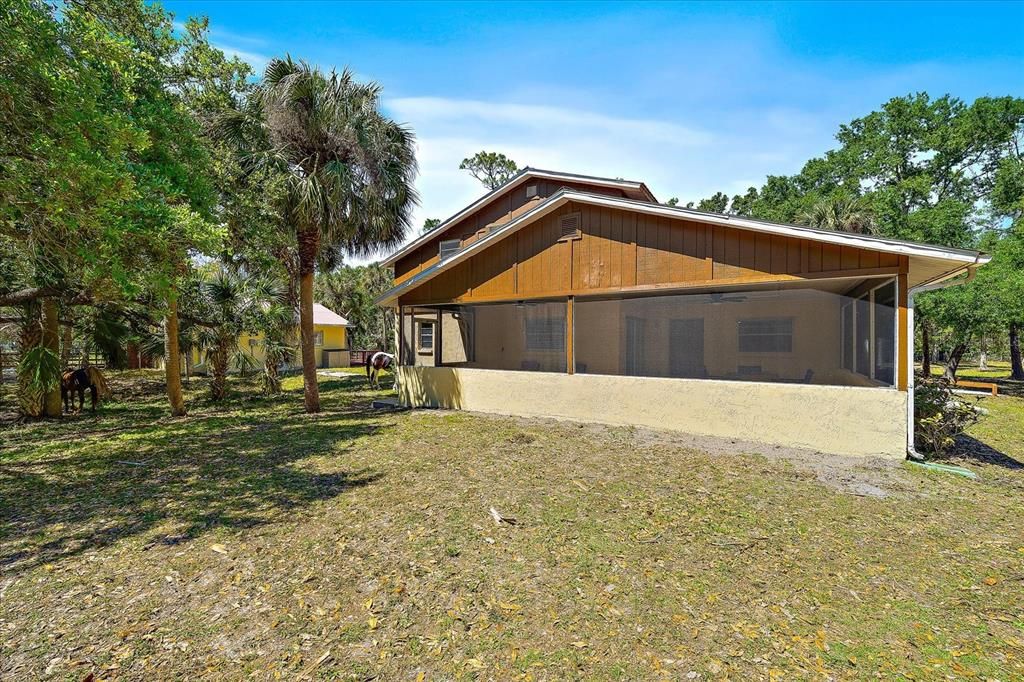 For Sale: $6,249,000 (12 beds, 10 baths, 1676 Square Feet)