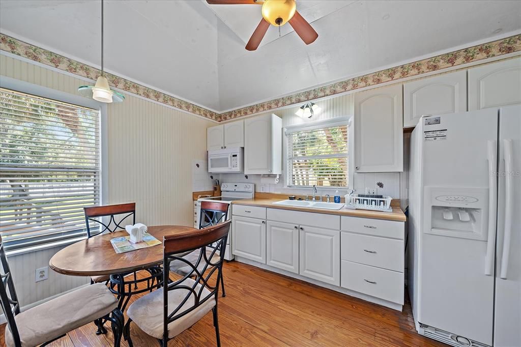 For Sale: $6,249,000 (12 beds, 10 baths, 1676 Square Feet)