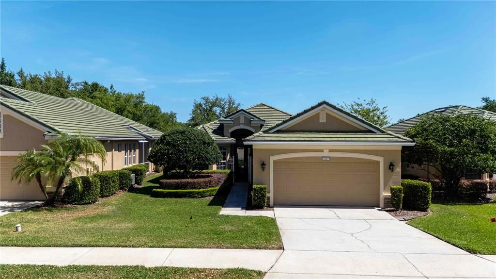 Recently Sold: $480,000 (3 beds, 2 baths, 1988 Square Feet)