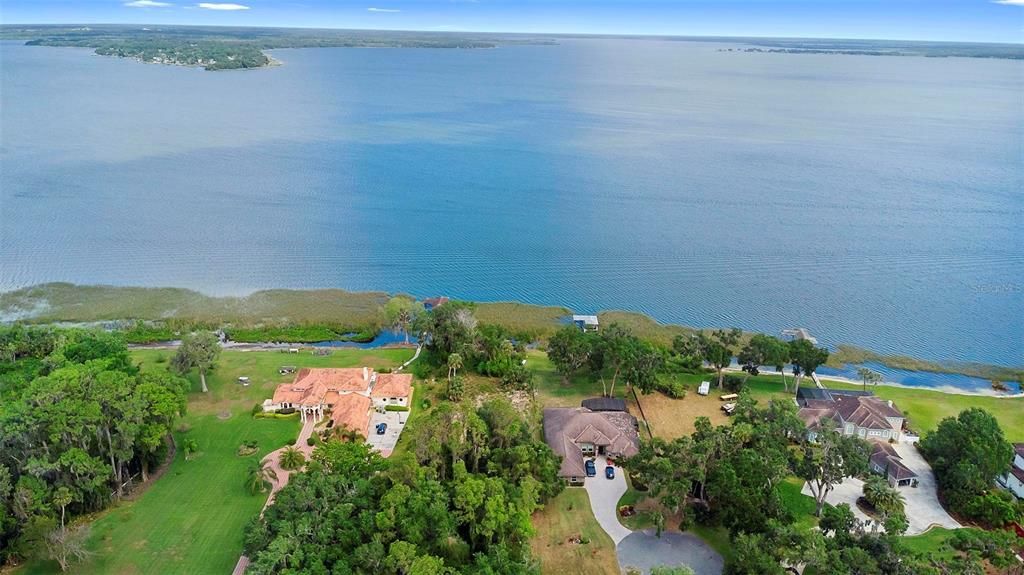 En Venta: $455,000 (1.64 acres)