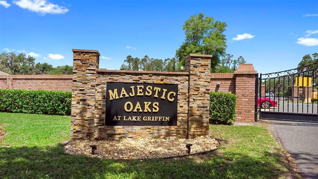 En Venta: $455,000 (1.64 acres)