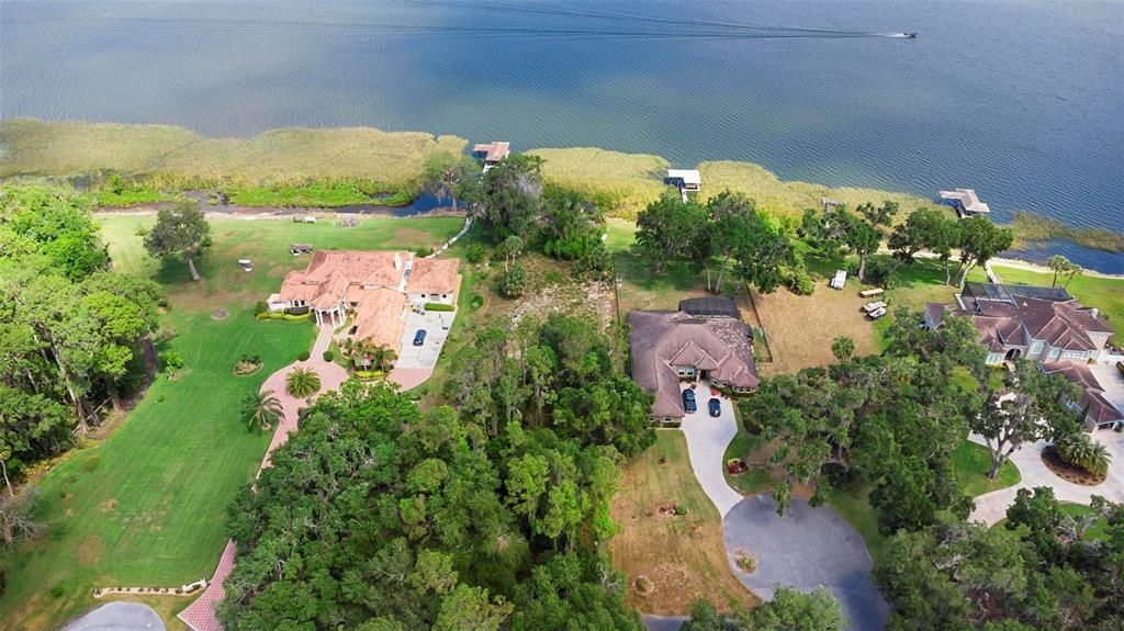 En Venta: $455,000 (1.64 acres)