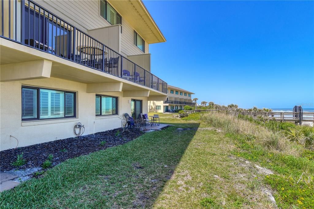 待售: $729,000 (2 贝兹, 2 浴室, 1064 平方英尺)