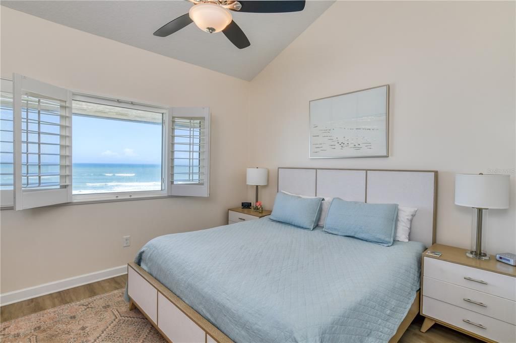 待售: $729,000 (2 贝兹, 2 浴室, 1064 平方英尺)