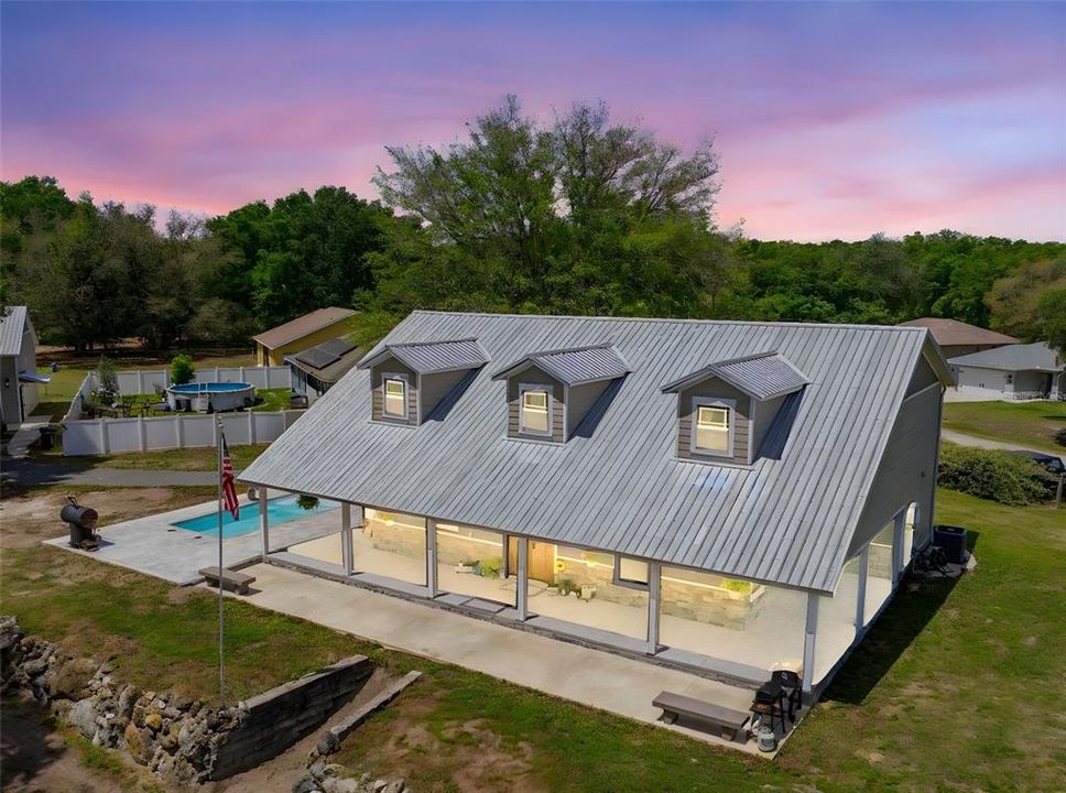 Recently Sold: $649,999 (3 beds, 3 baths, 2408 Square Feet)