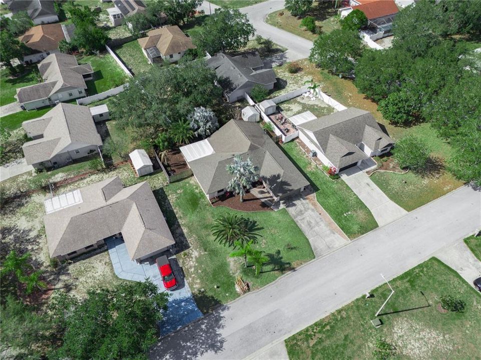 For Sale: $289,990 (4 beds, 2 baths, 1989 Square Feet)