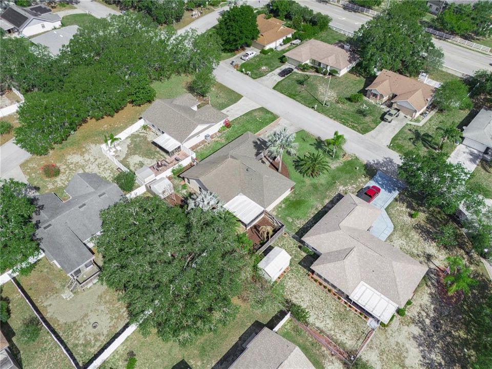 For Sale: $289,990 (4 beds, 2 baths, 1989 Square Feet)