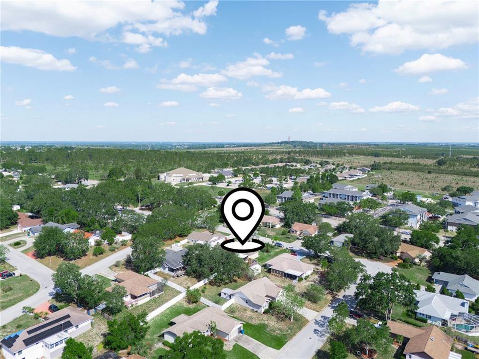 For Sale: $289,990 (4 beds, 2 baths, 1989 Square Feet)