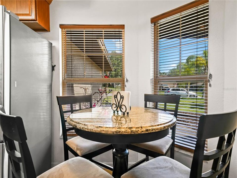 For Sale: $289,990 (4 beds, 2 baths, 1989 Square Feet)