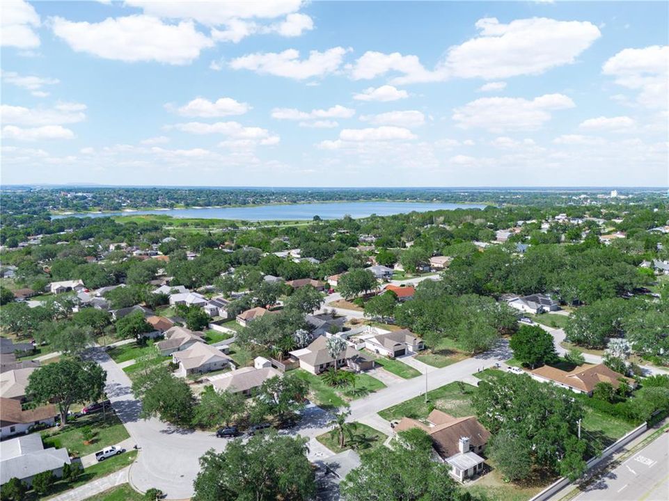 For Sale: $289,990 (4 beds, 2 baths, 1989 Square Feet)