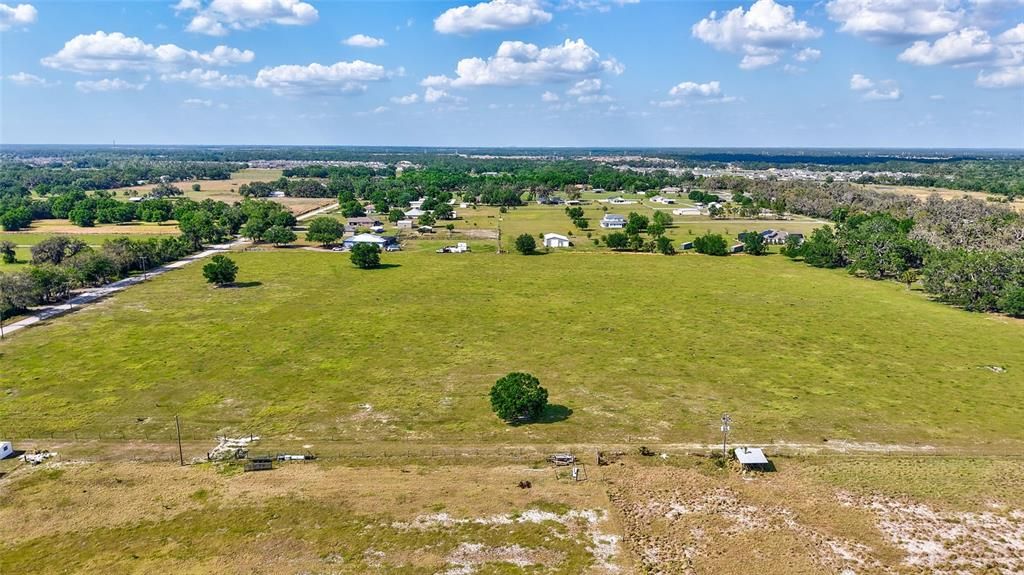 For Sale: $19,900,000 (63.90 acres)